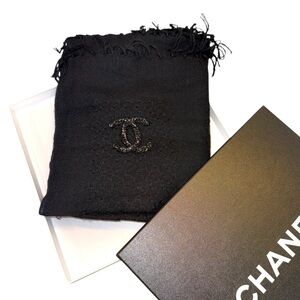 Chanel 100% Cashmere Black Scarf Wrap Shall CC Logo Design